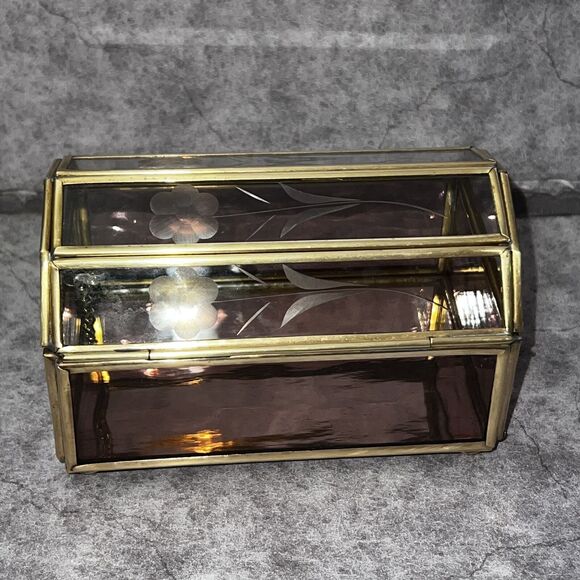 VTG Via Vermont LTD Gorgeous Floral Etched Tinted Glass & Brass Trinket Box 5x3 - Picture 2 of 6